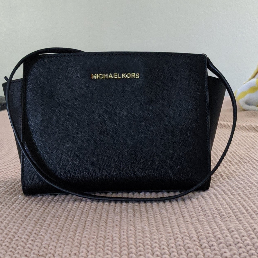 Michael Kors Selma Crossbody